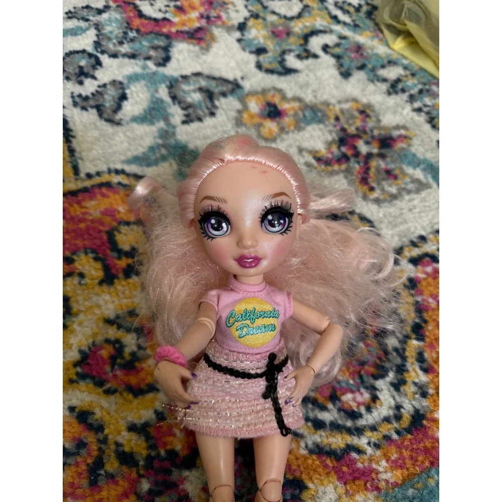 Rainbow High Bella Parker Pacific‎ Coast California Dream Doll MGA